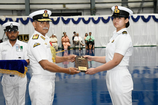 Indian Navy Inducts Sub-Lieutenant Aastha Poonia as First Female Fighter Pilot