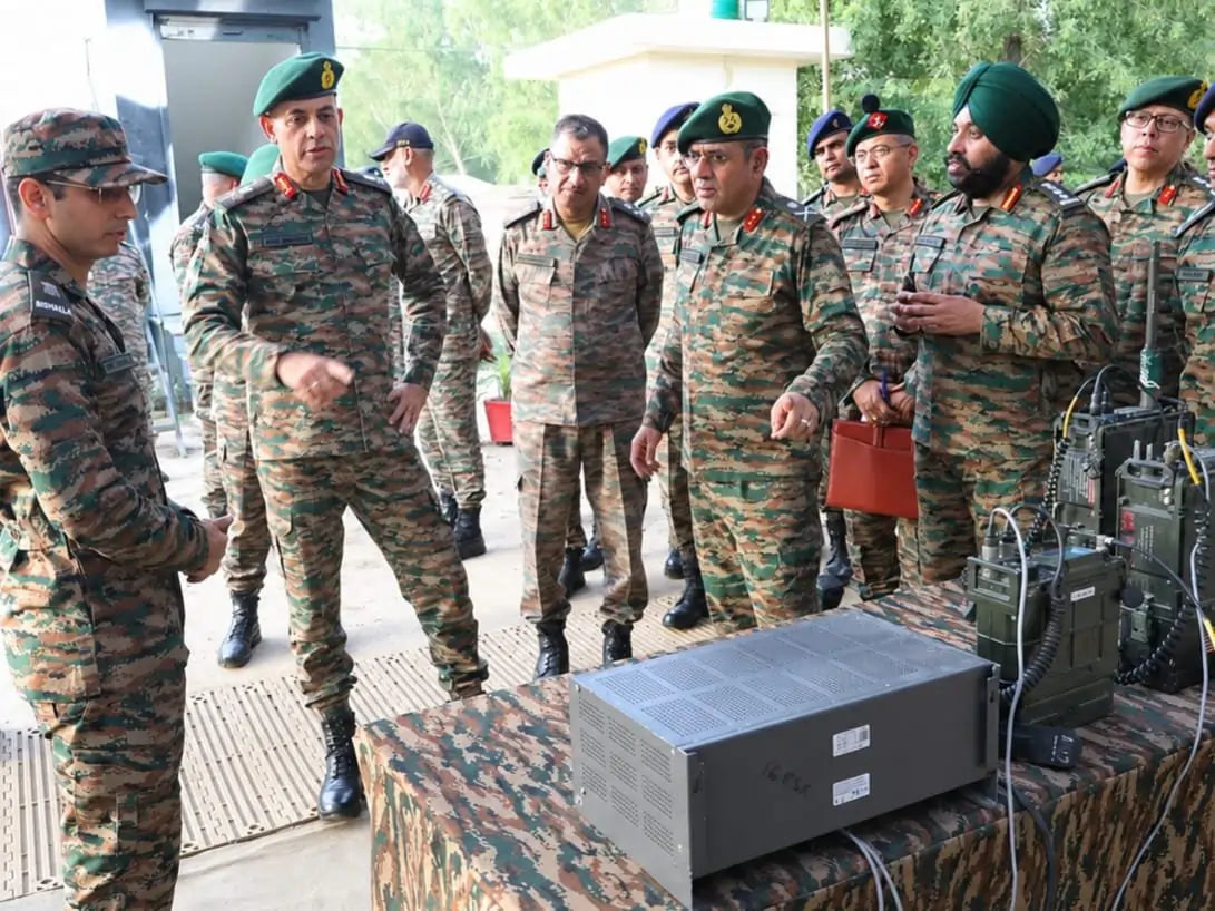 Lt Gen Mohit Malhotra Assesses Combat Readiness and Technological Advancements at Amogh Division