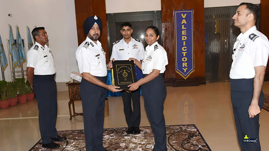 Squadron Leader Shivangi Singh Honored with Qualified Flying Instructor Badge at IAF Ceremony