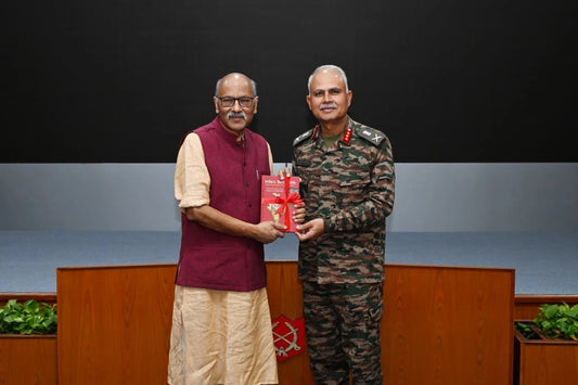 Shekhar Gupta briefs Army War College officers on information and cognitive warfare in Mhow